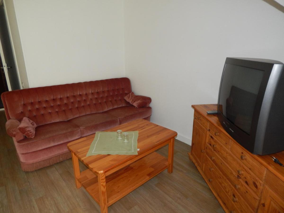Motel Brencis Iecava Екстер'єр фото
