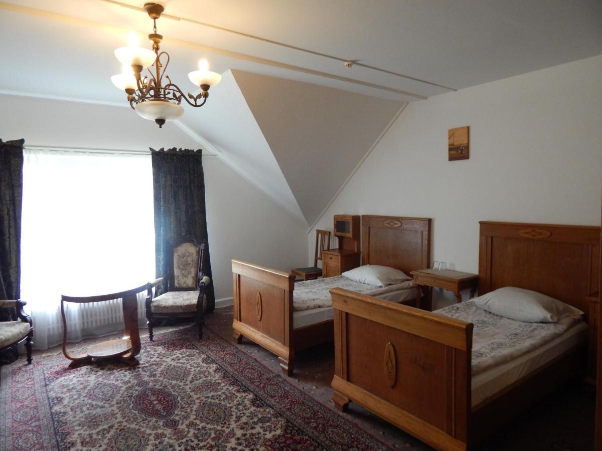 Motel Brencis Iecava Екстер'єр фото