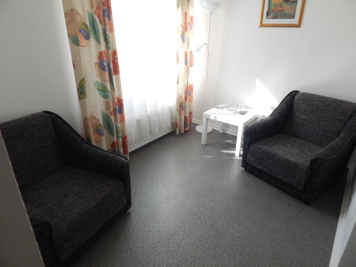 Motel Brencis Iecava Екстер'єр фото