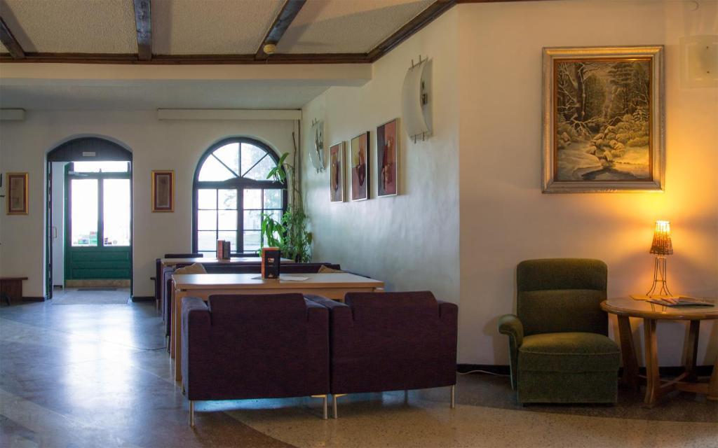 Motel Brencis Iecava Екстер'єр фото