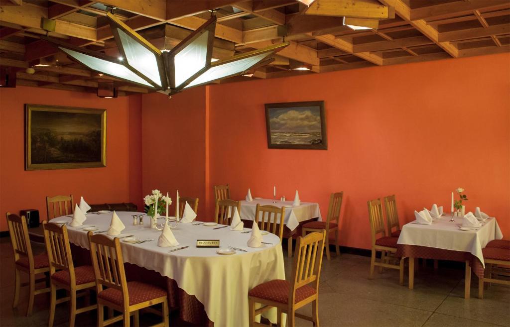 Motel Brencis Iecava Екстер'єр фото