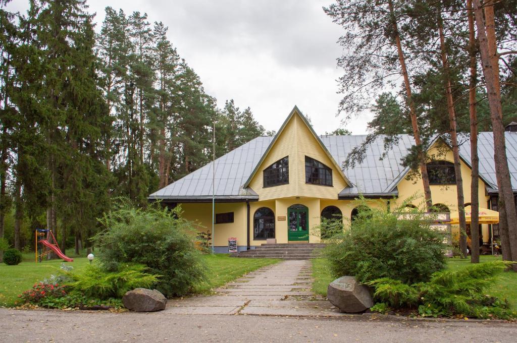 Motel Brencis Iecava Екстер'єр фото