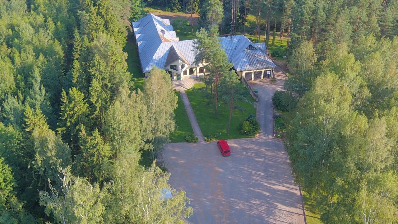 Motel Brencis Iecava Екстер'єр фото